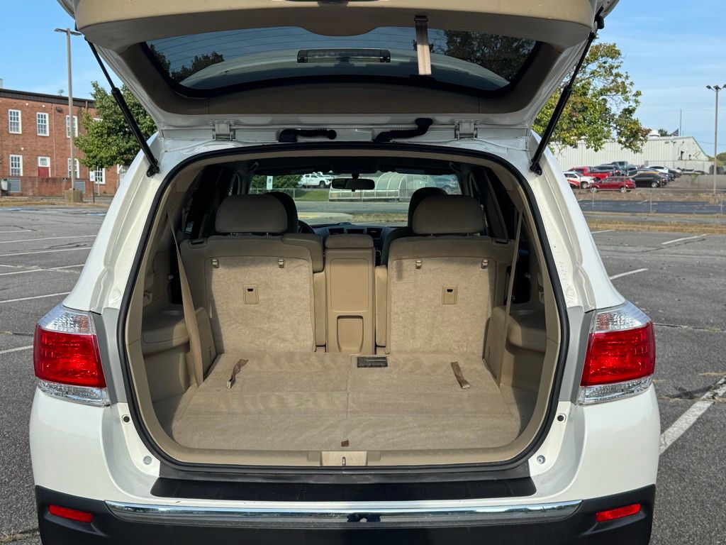 2011 Toyota Highlander Hybrid Base SE photo 24