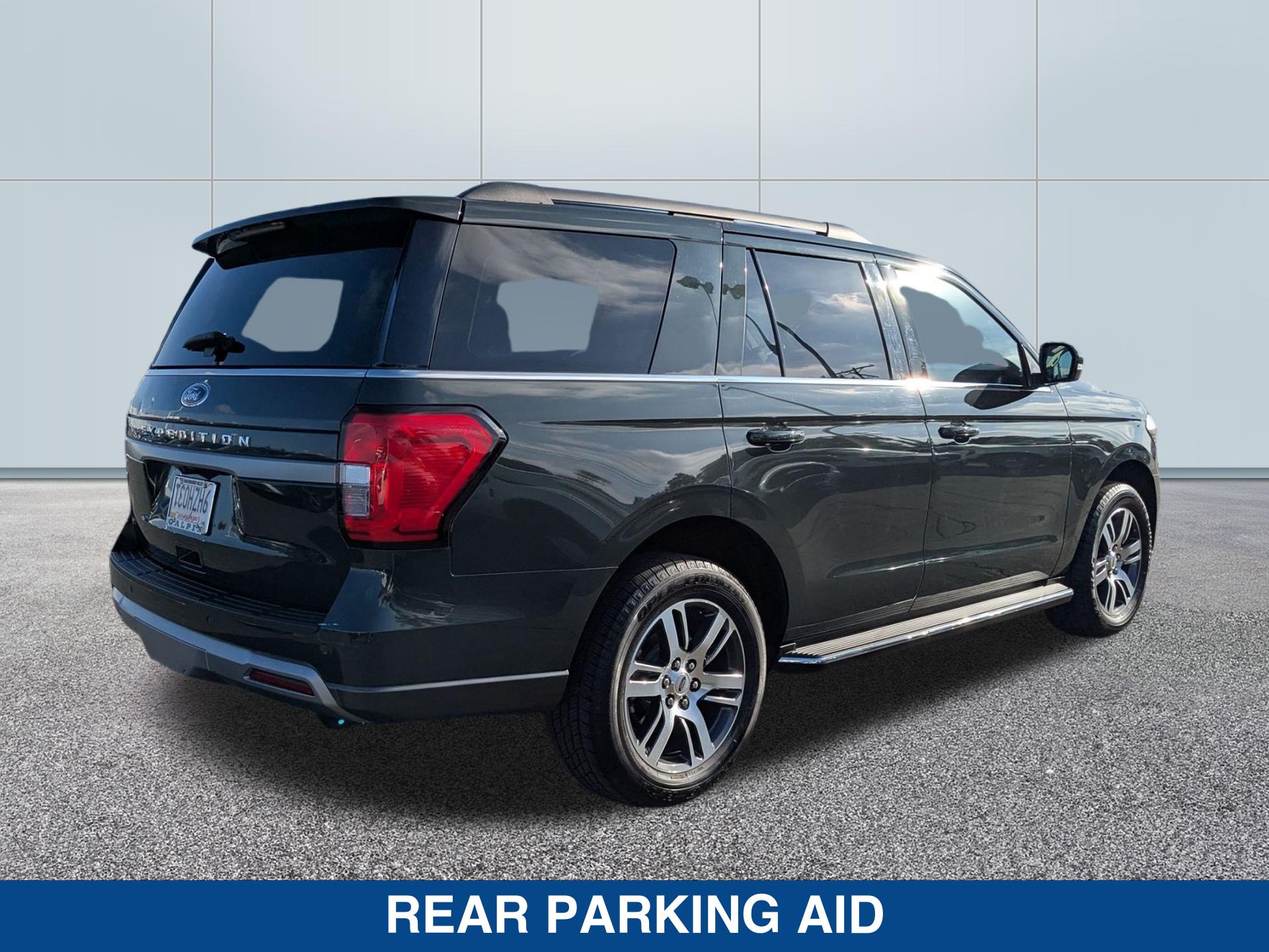 2023 Ford Expedition XLT photo 5