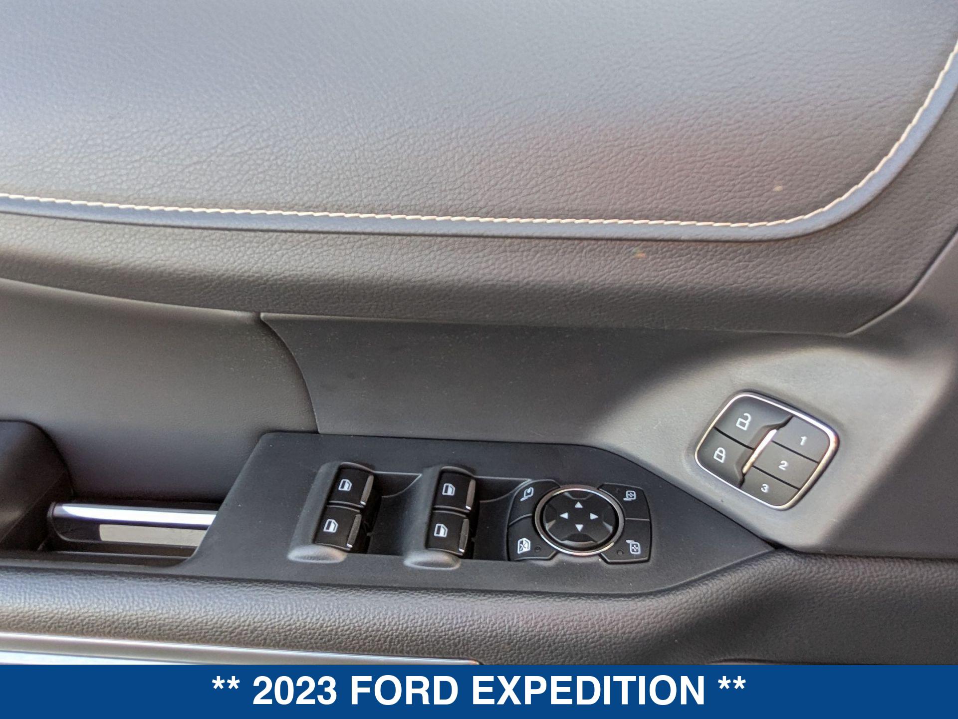 2023 Ford Expedition XLT photo 11