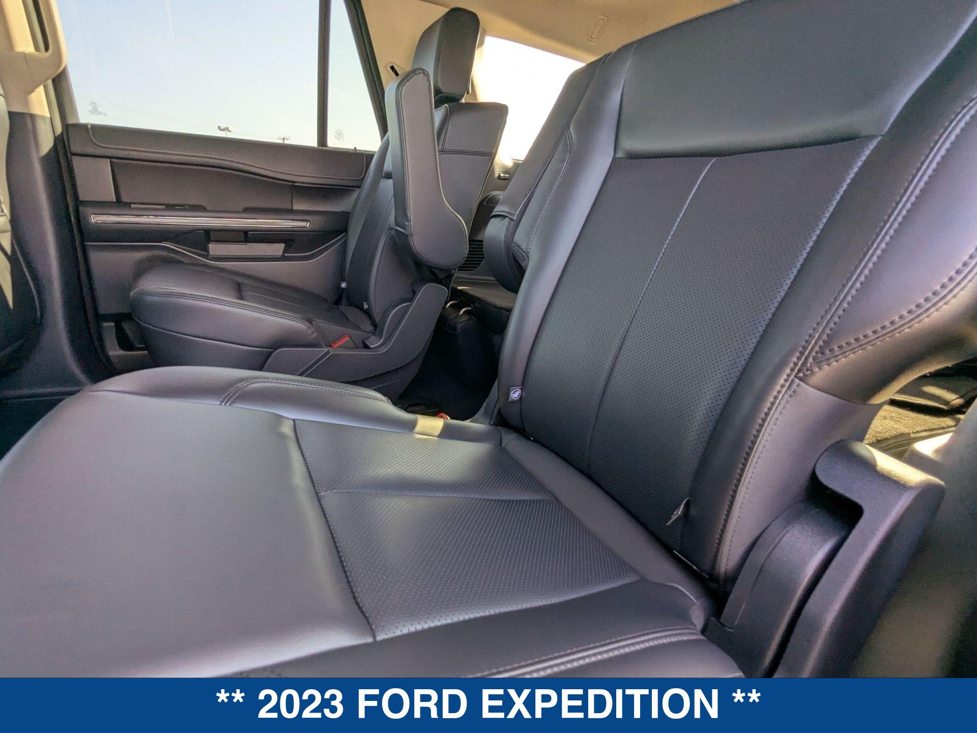 2023 Ford Expedition XLT photo 19