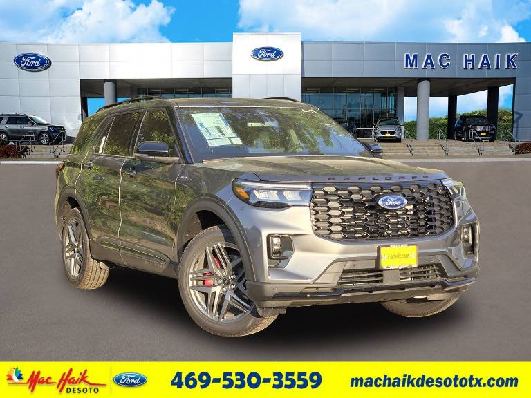 2025 Ford Explorer ST-Line