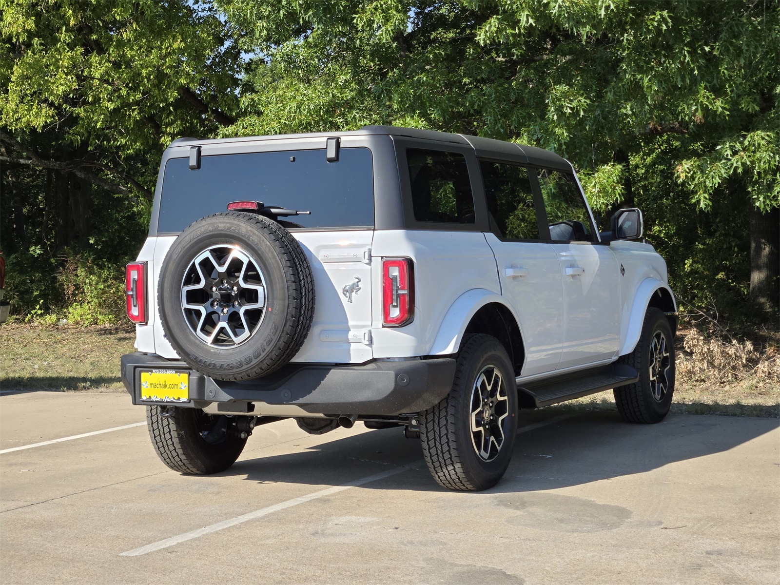 2025 Ford Bronco Outer Banks photo 4