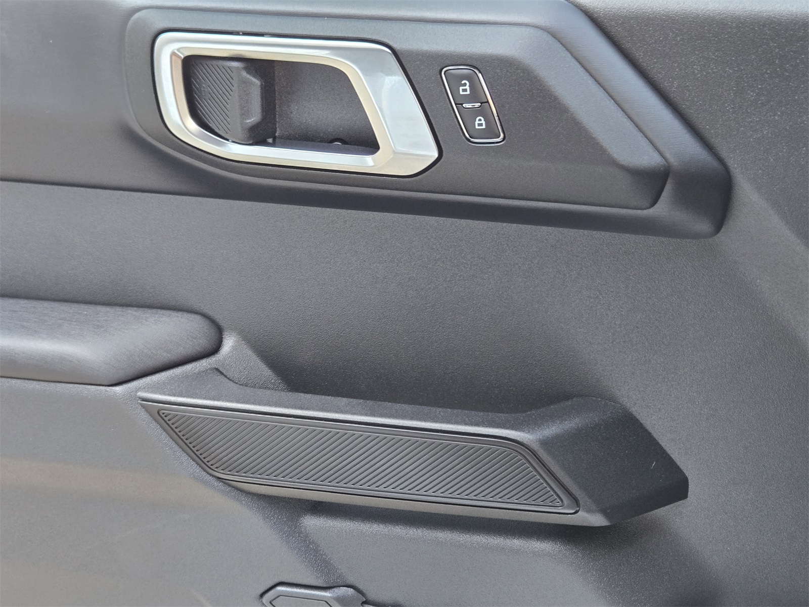 2025 Ford Bronco Outer Banks photo 15