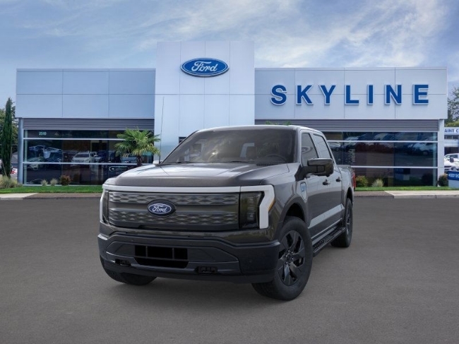 2025 Ford F-150 Lightning LARIAT