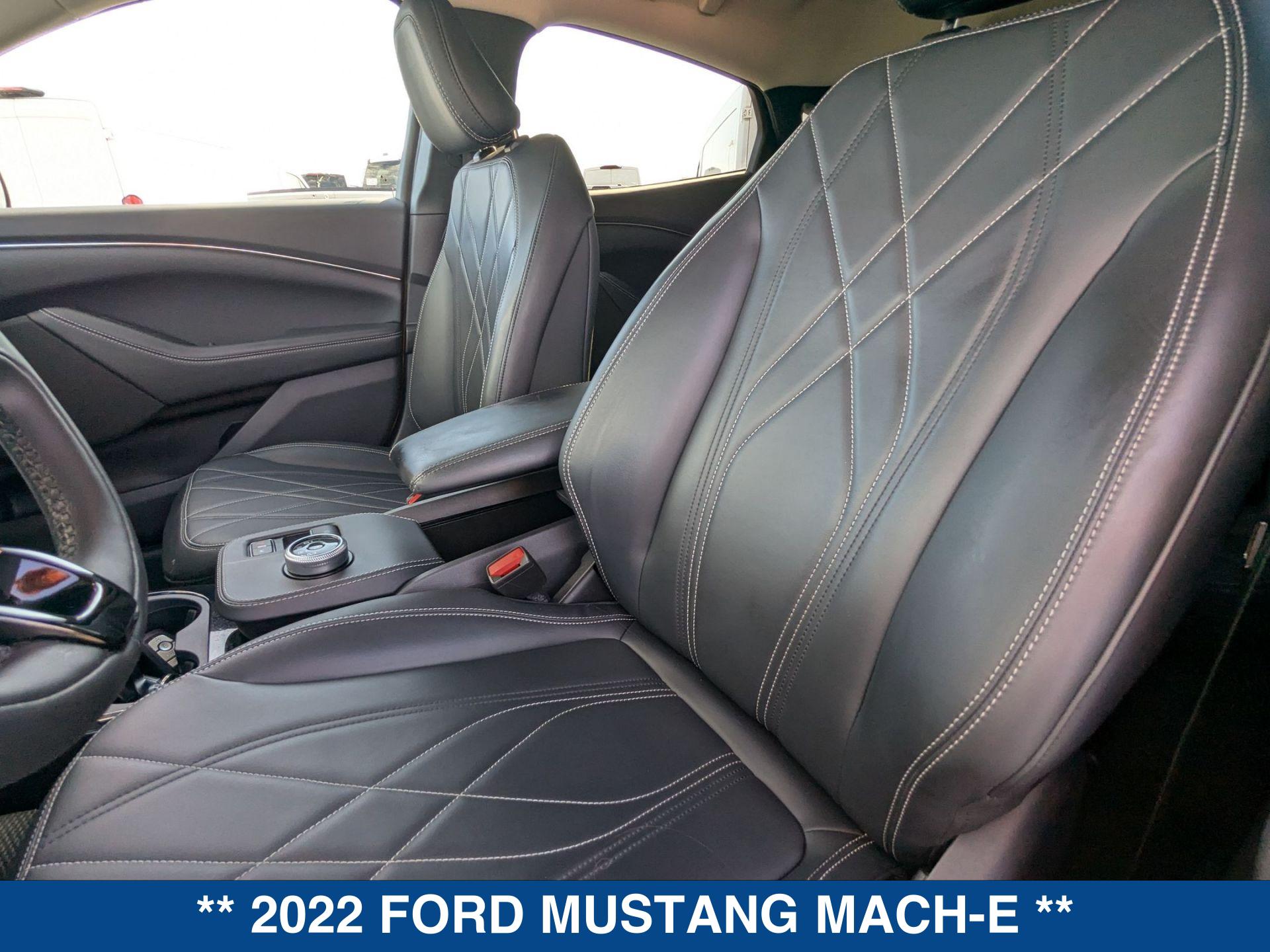 2022 Ford Mustang Mach-E Select photo 12