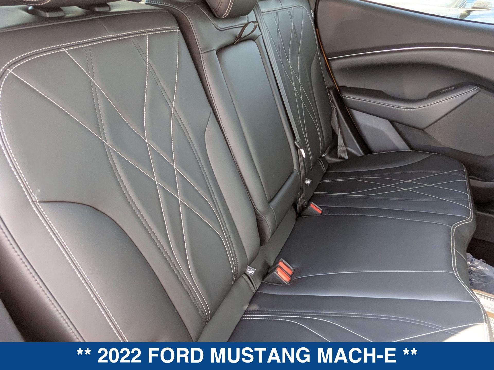 2022 Ford Mustang Mach-E Select photo 19