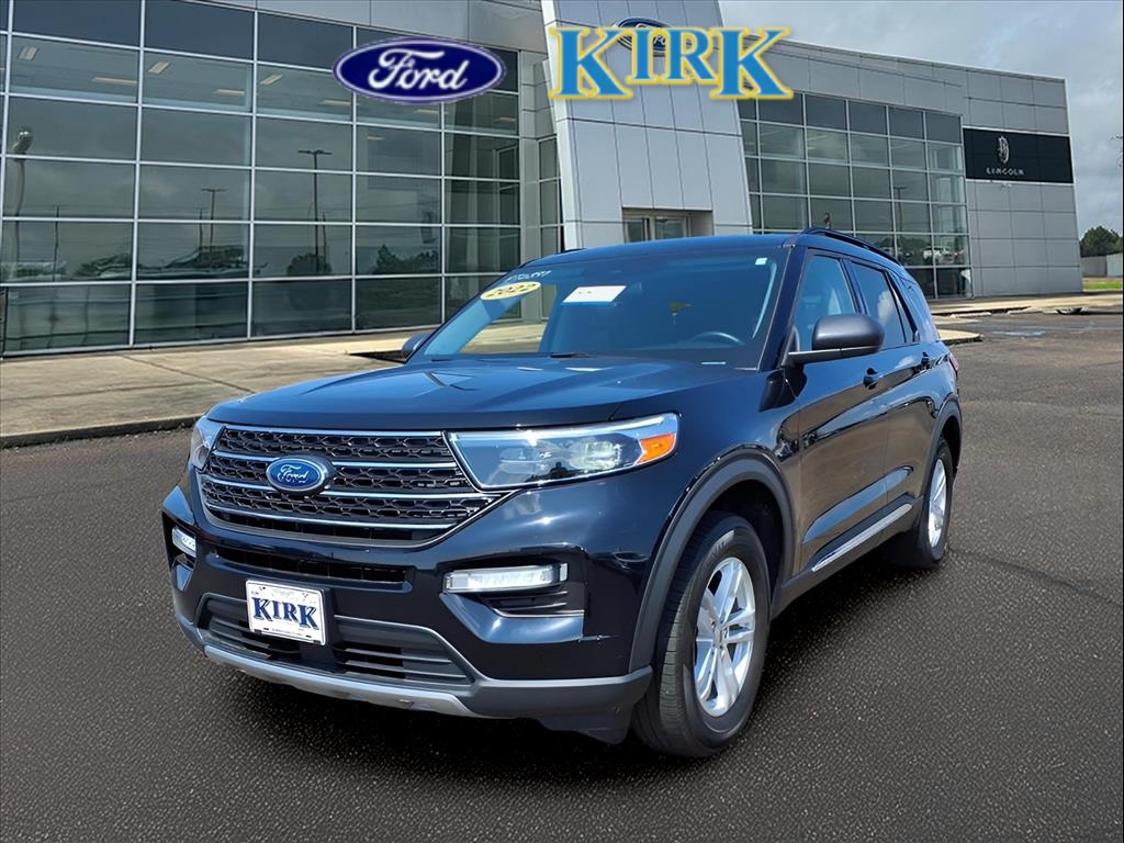 2022 Ford Explorer XLT photo 2