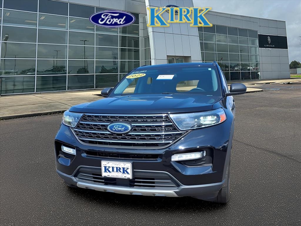 2022 Ford Explorer XLT photo 3