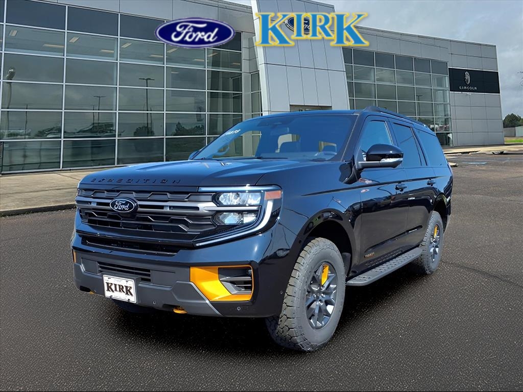 2025 Ford Expedition photo 2