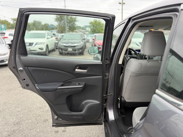 2015 Honda CR-V LX photo 17