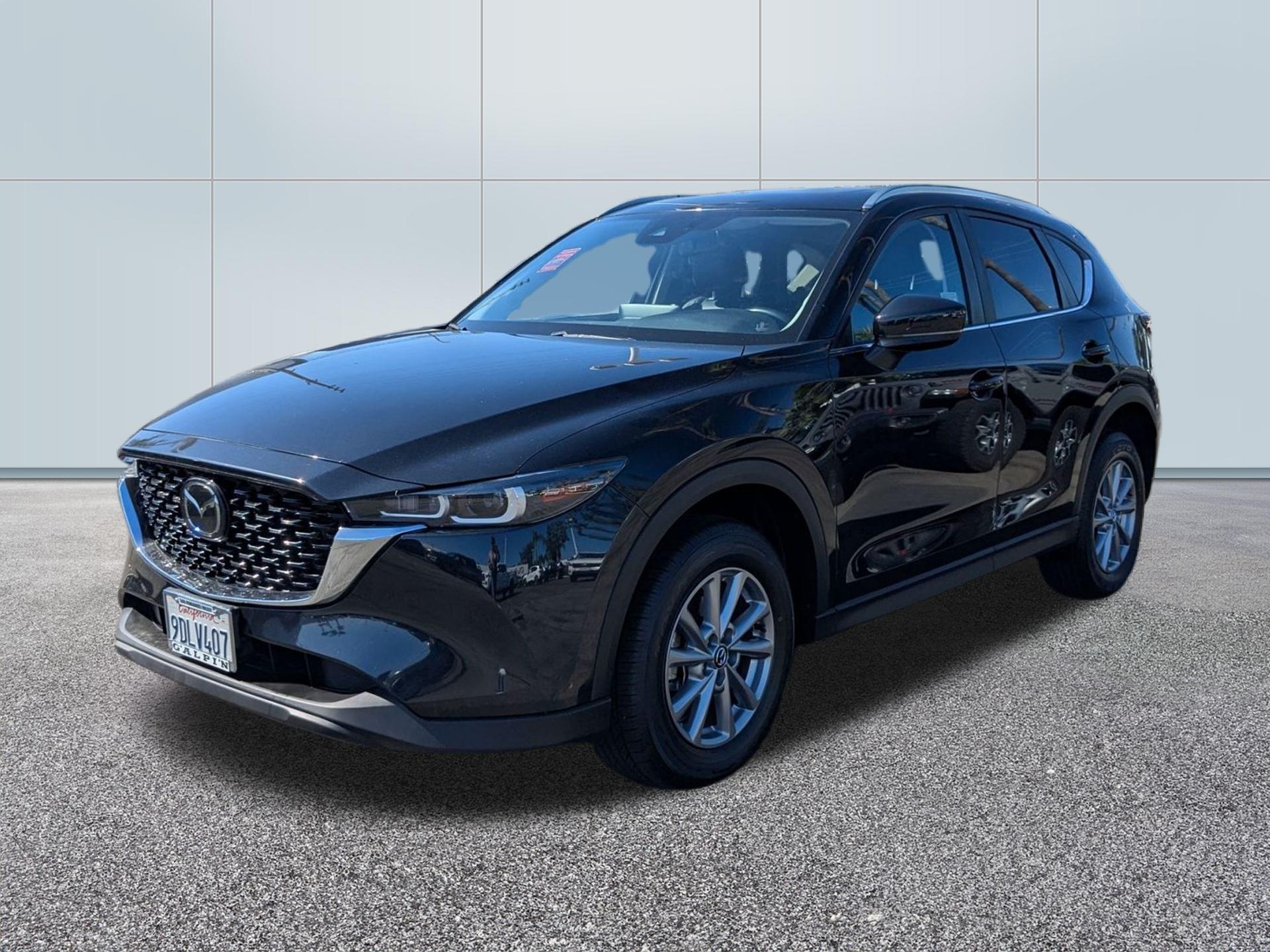 2023 Mazda CX-5 2.5 S Preferred photo 3