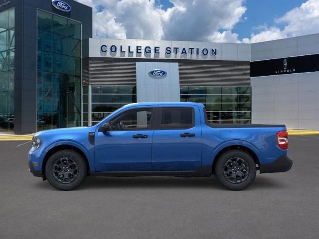 2025 Ford Maverick XLT photo 3