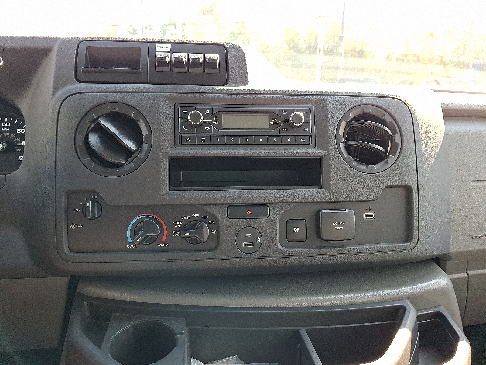 2026 Ford E-350 Base photo 11