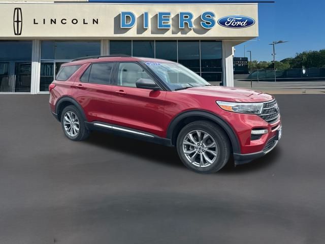 2023 Ford Explorer XLT photo 4