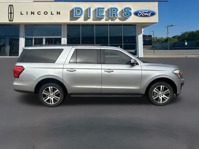 2024 Ford Expedition MAX XLT photo 6