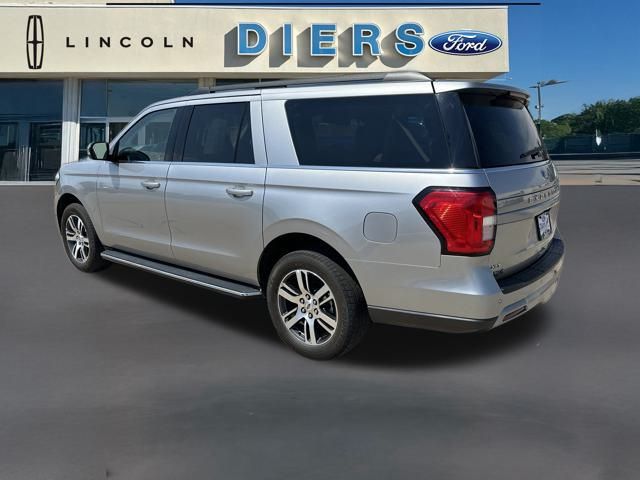 2022 Ford Expedition MAX XLT photo 3