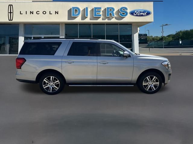 2022 Ford Expedition MAX XLT photo 6