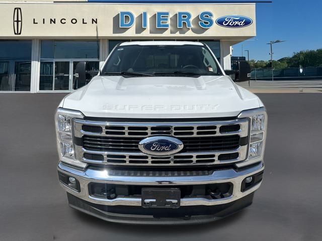 2024 Ford F-250 XLT photo 8
