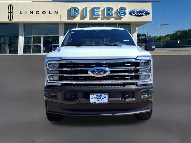 2025 Ford F-350 King Ranch photo 3