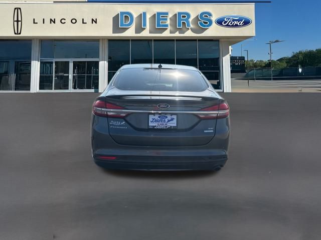 2017 Ford Fusion SE photo 6