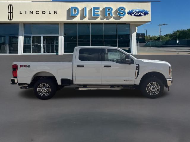 2025 Ford F-350 XLT photo 6