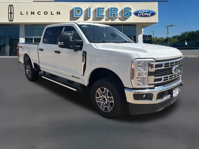 2025 Ford F-350 XLT photo 7