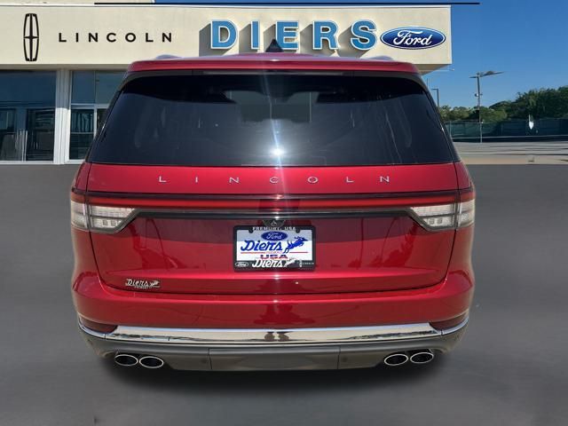 2025 Lincoln Aviator Premiere photo 5