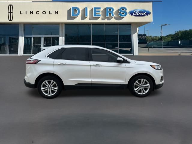 2019 Ford Edge SEL photo 3