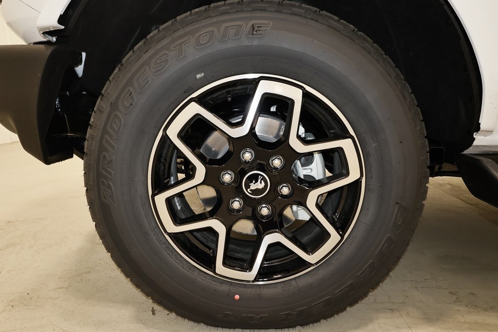 2025 Ford Bronco Outer Banks photo 29