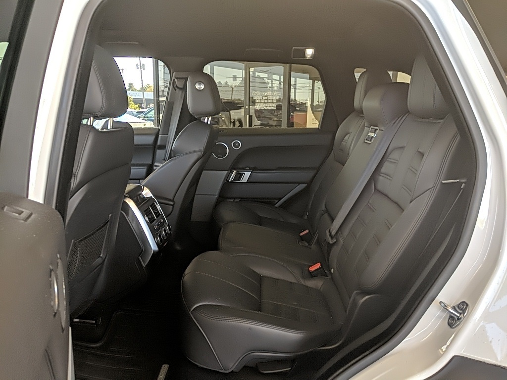 2017 Land Rover Range Rover Sport SuperCharged HSE photo 11
