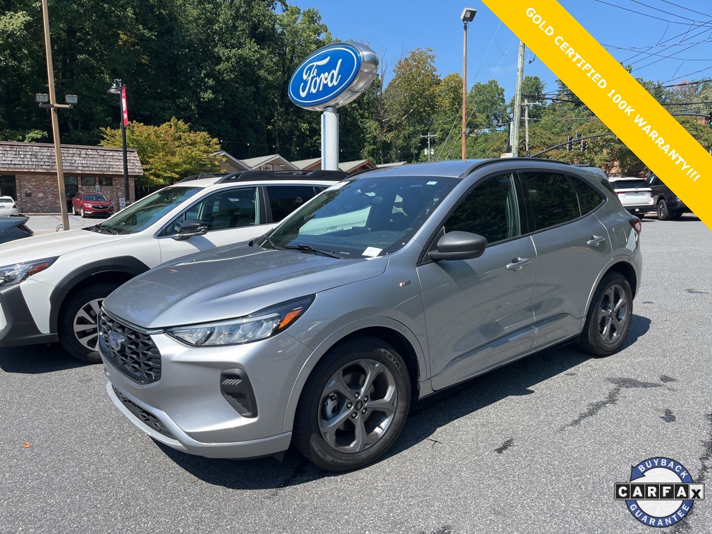 2023 Ford Escape ST-Line photo 4