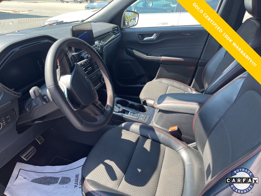 2023 Ford Escape ST-Line photo 5