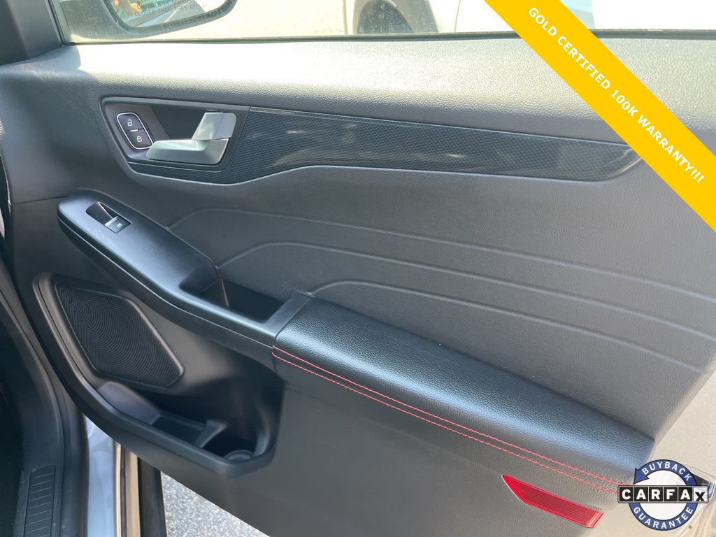 2023 Ford Escape ST-Line photo 13