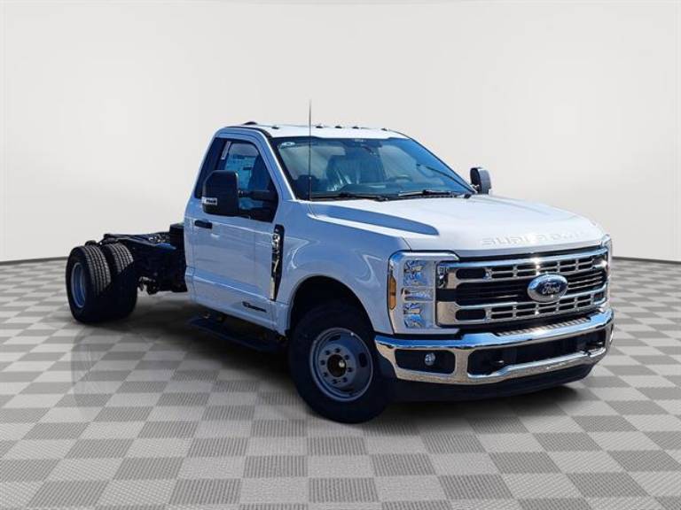 2025 Ford Super Duty F-350 DRW XL