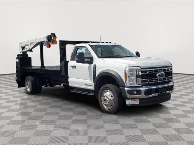 2025 Ford Super Duty F-550 DRW XL