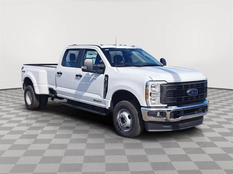 2026 Ford Super Duty F-350 DRW XL