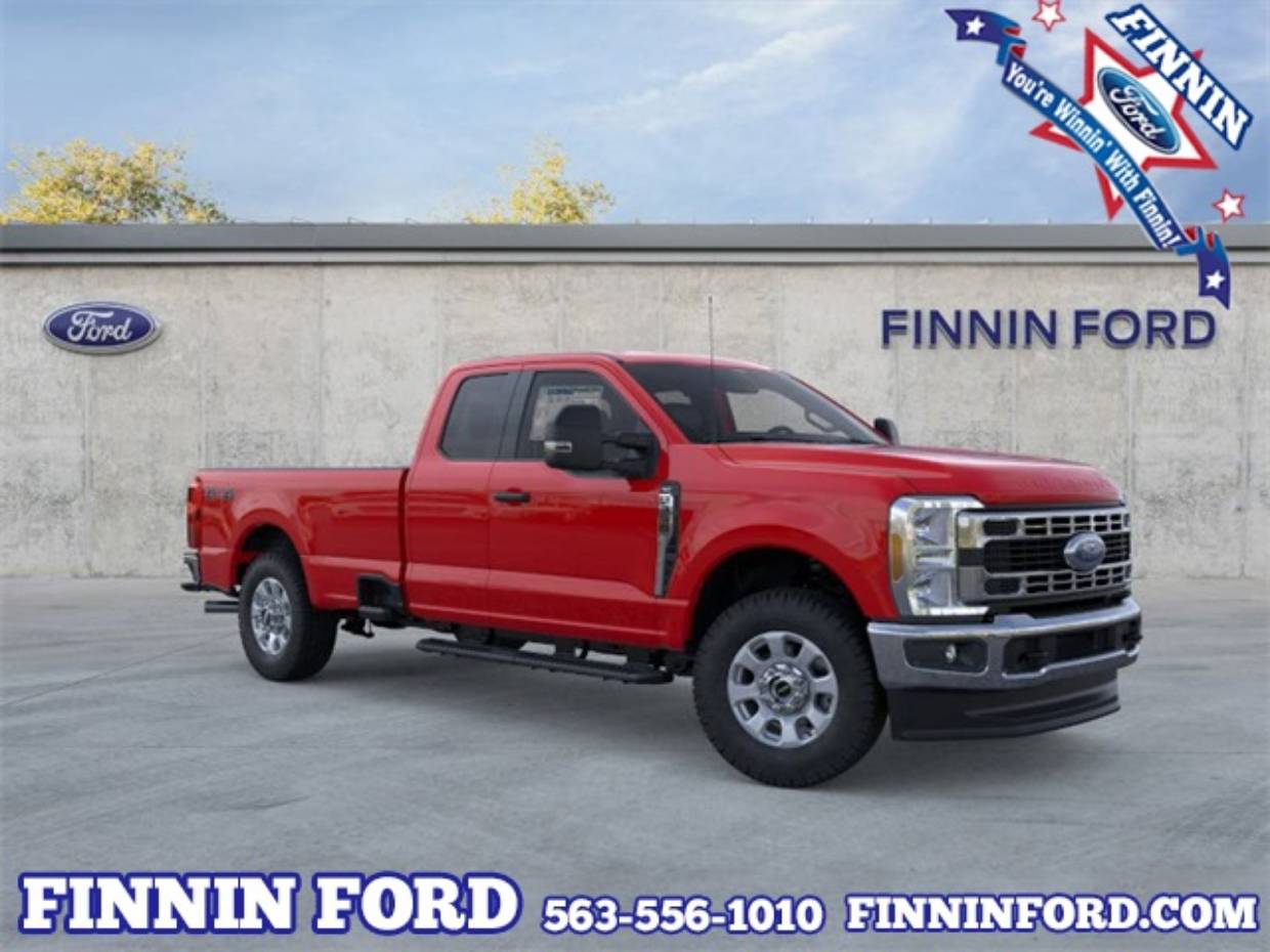 2025 Ford F-350 Super Duty XLT's photo