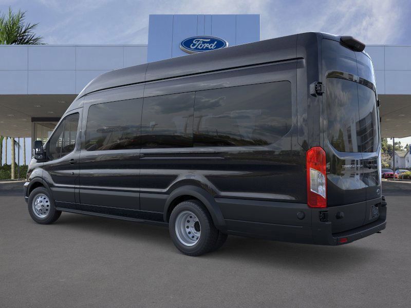 2025 Ford Transit photo 4