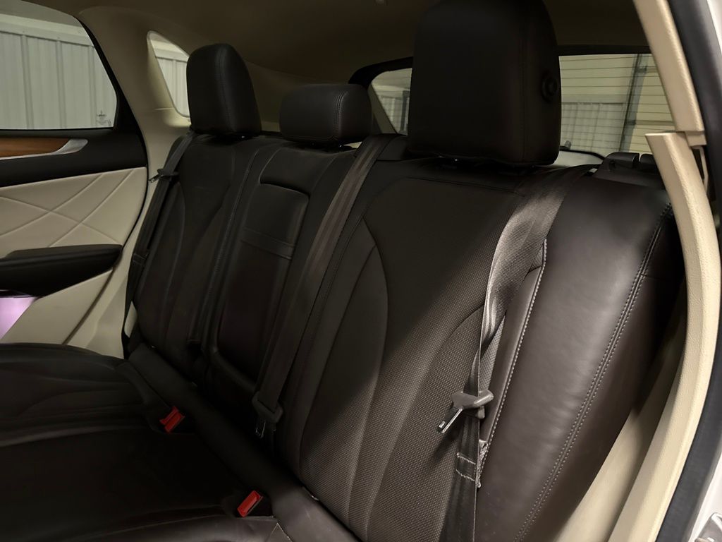 2015 Lincoln MKC Base photo 15