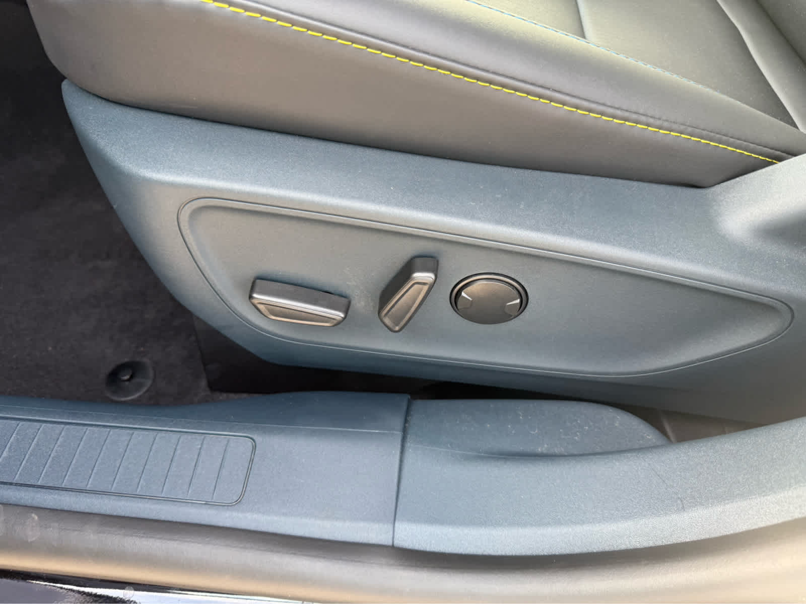 2025 Ford Maverick photo 7