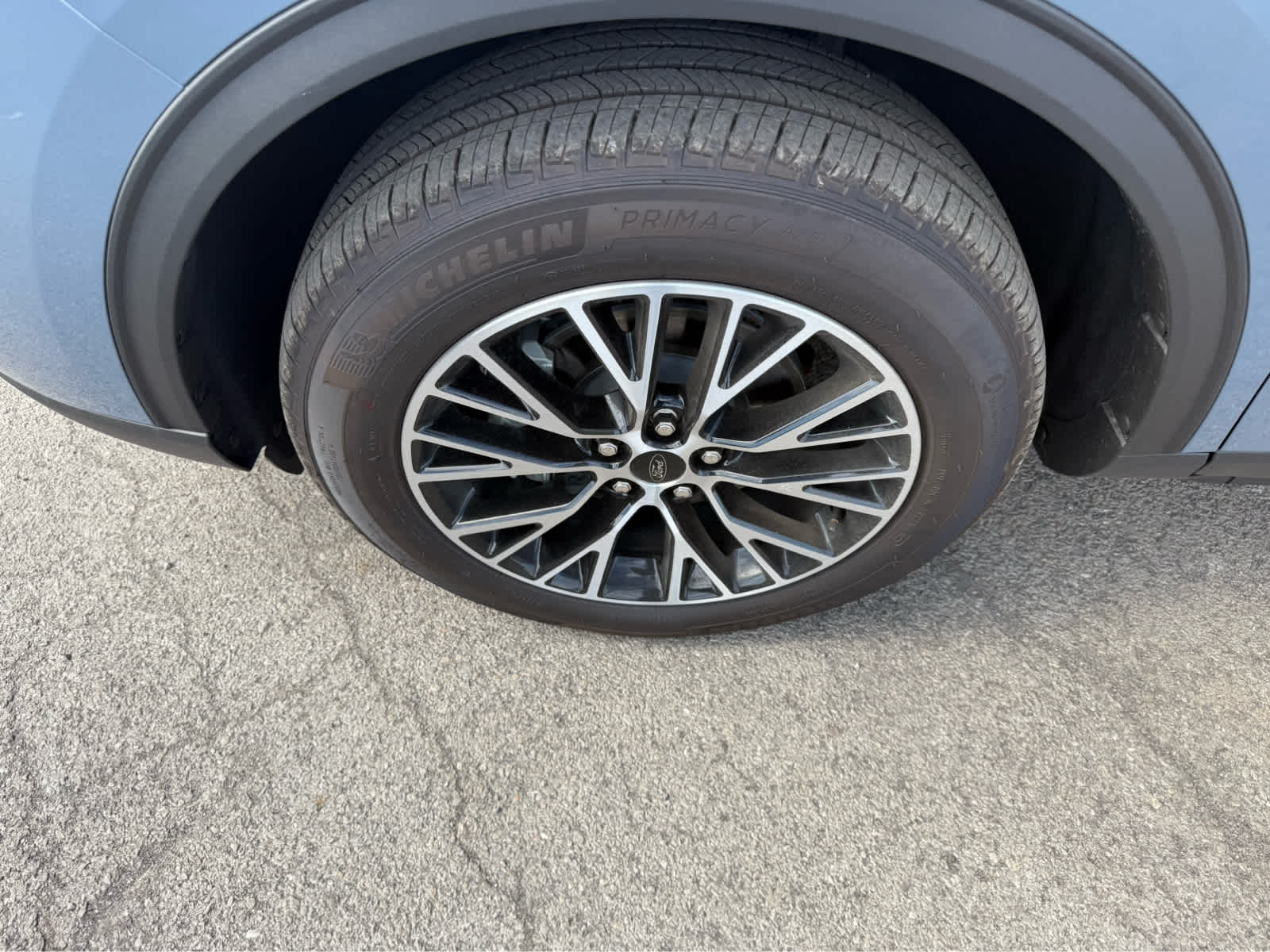 2025 Ford Escape Base photo 4