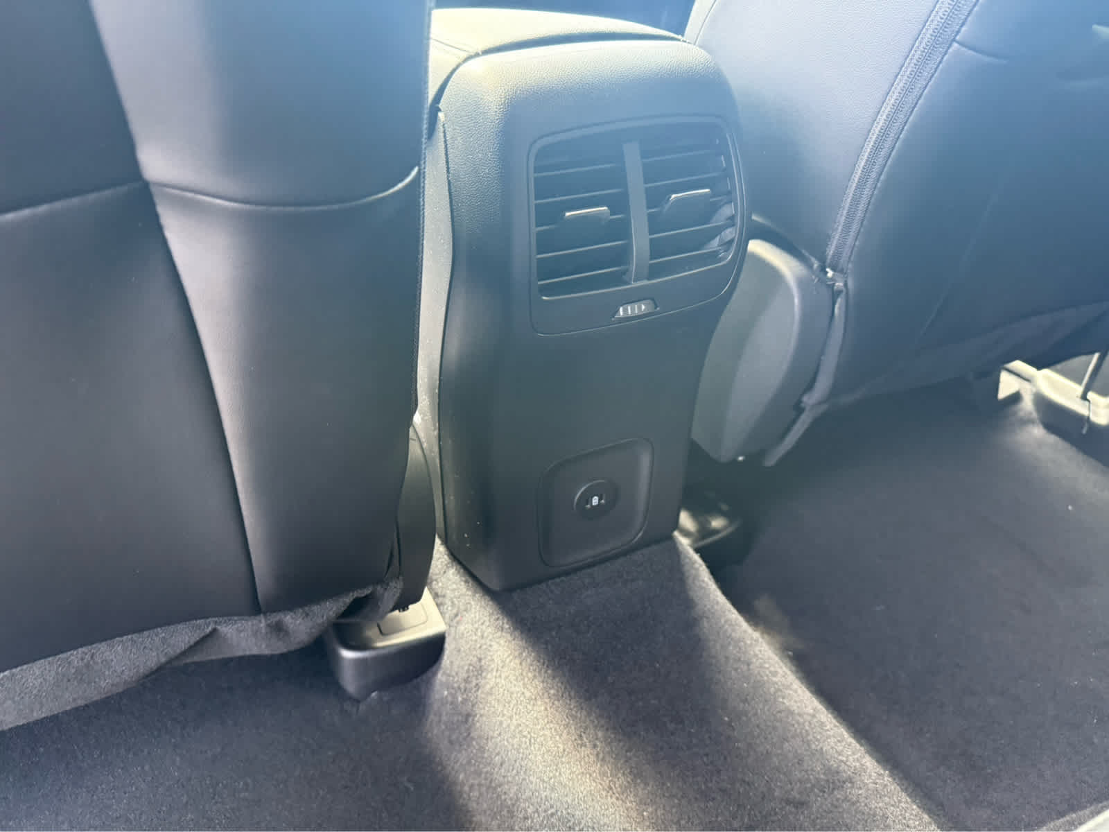 2025 Ford Escape Base photo 16