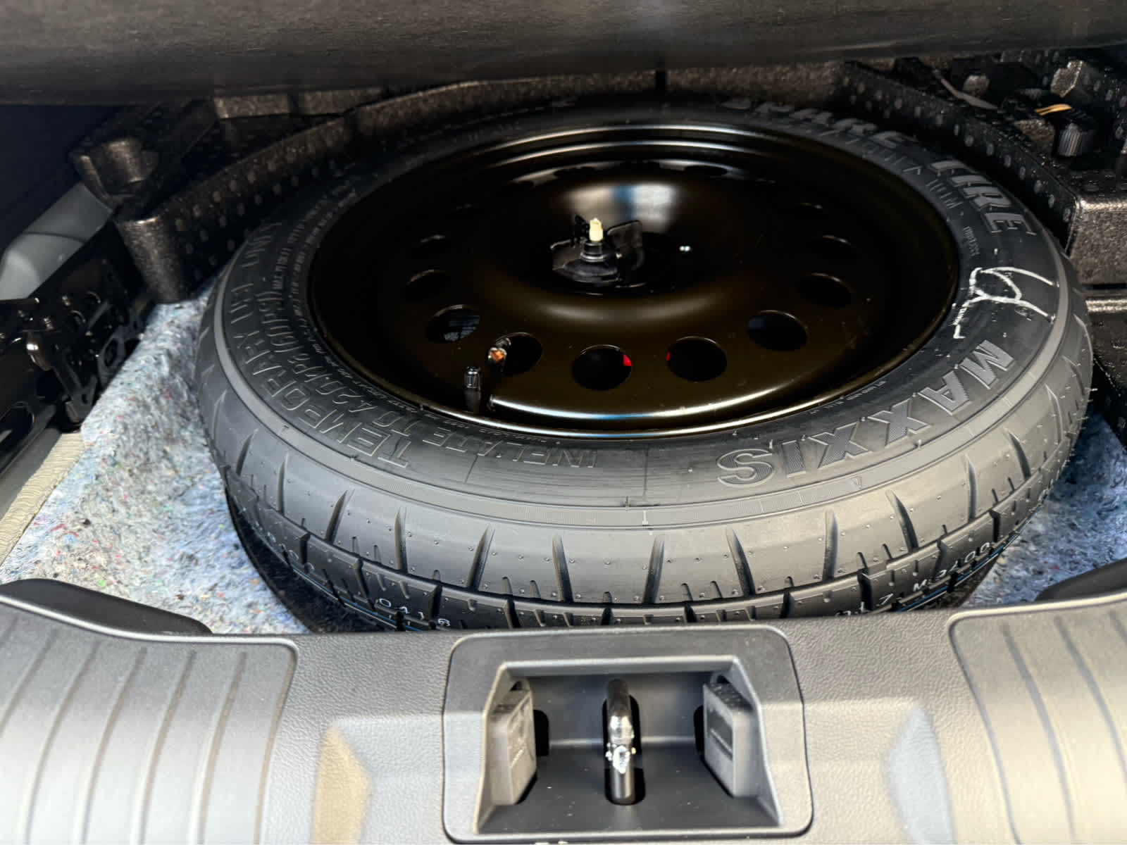 2025 Ford Escape Base photo 19
