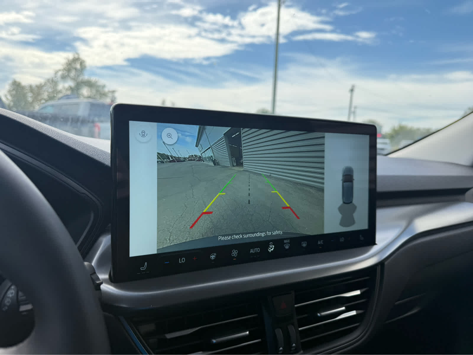 2025 Ford Escape Base photo 21