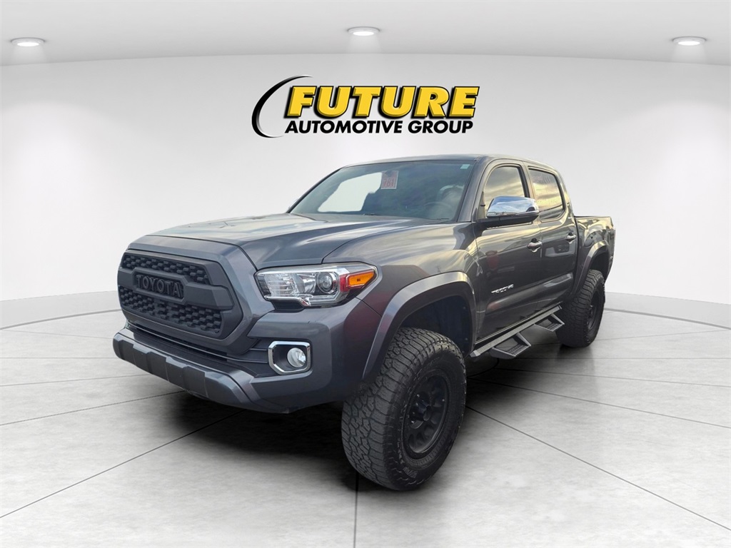 2017 Toyota Tacoma SR