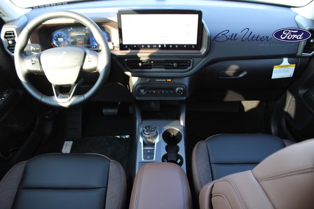 2025 Ford Bronco Sport Outer Banks photo 12