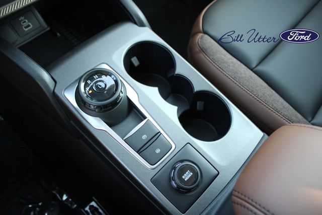 2025 Ford Bronco Sport Outer Banks photo 13