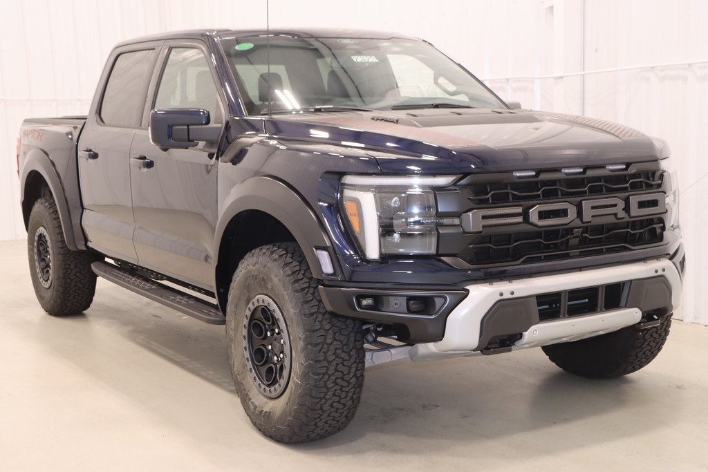 2025 Ford F-150 Raptor photo 2