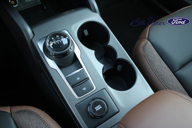2025 Ford Bronco Sport Outer Banks photo 11