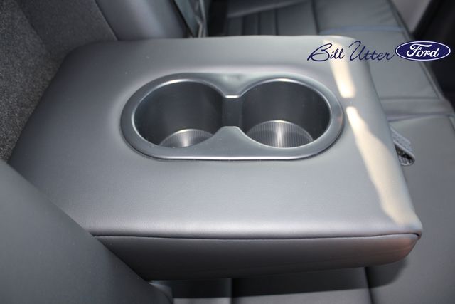 2026 Ford F-250 photo 9